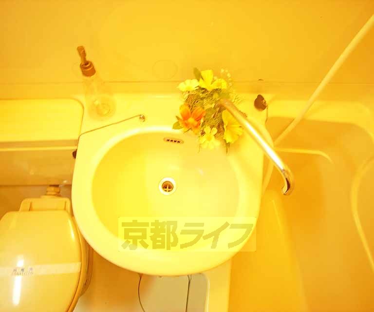 洗面設備　洗面台有ります。