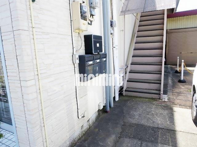 エントランス　共用階段