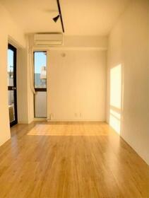 東京メトロ銀座線/外苑前駅 歩7分