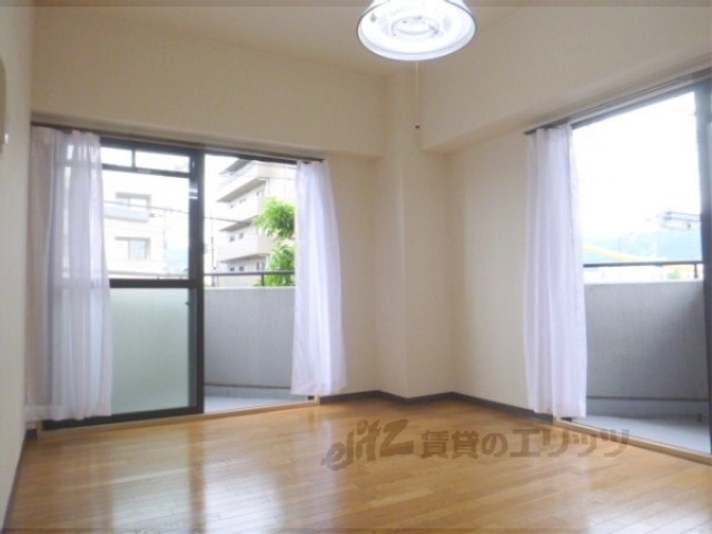 居室・リビング　洋室