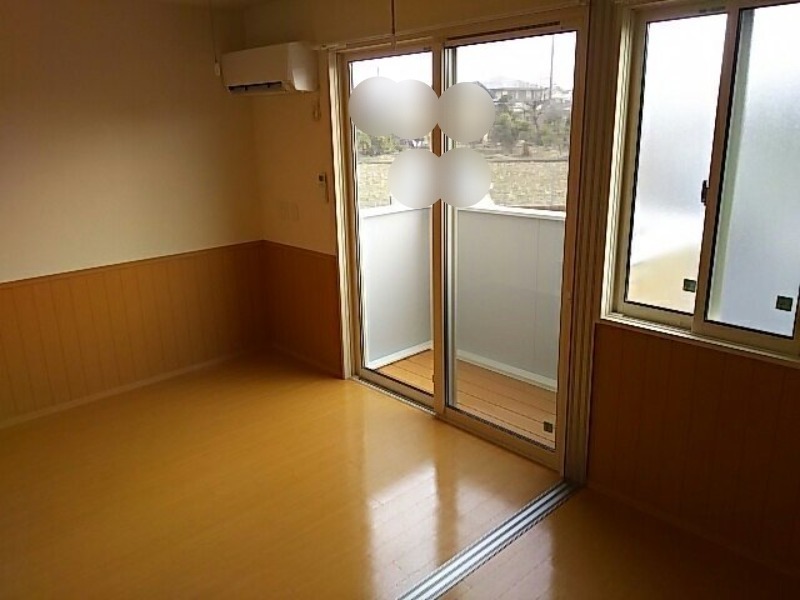 居室・リビング　図面と現状に相違がある場合には現状を優先