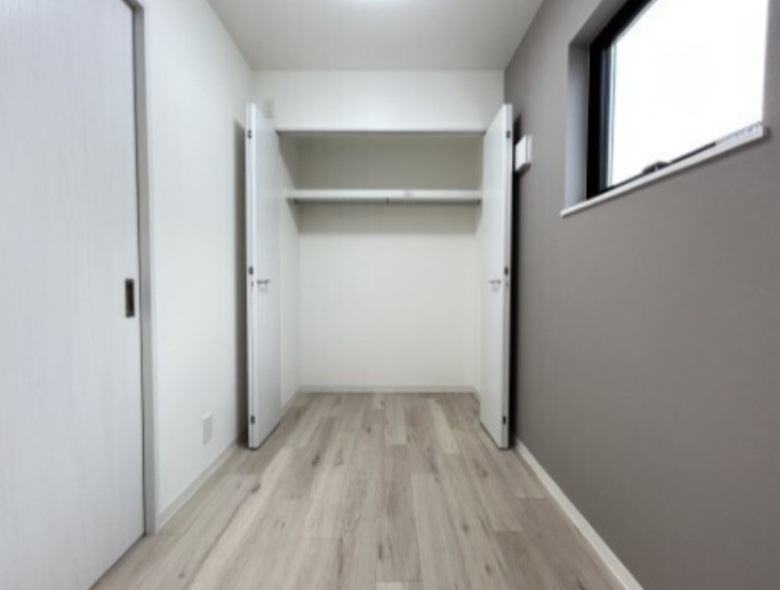 収納　※別号室の写真です