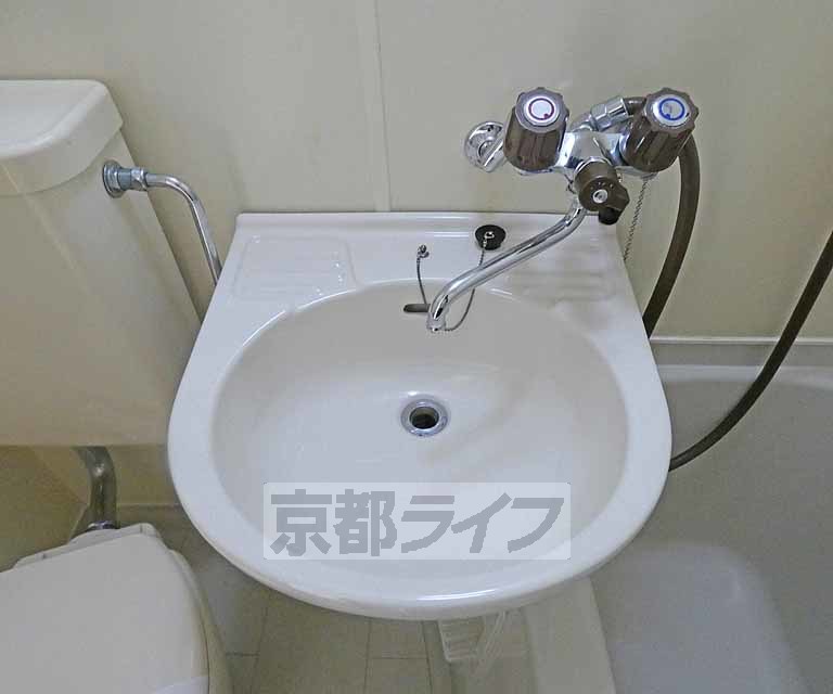 洗面設備　洗面台です。