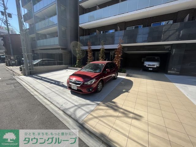 駐車場　駐車場