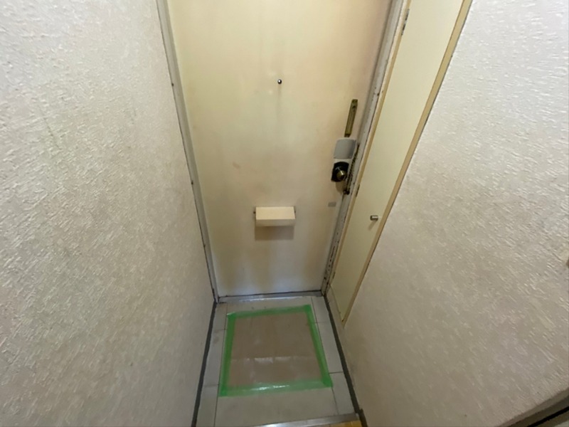 玄関　現況優先