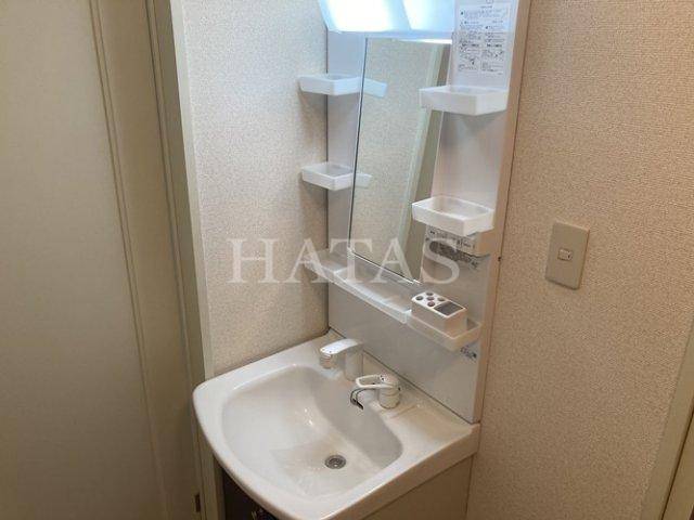 洗面設備　同物件別部屋です。