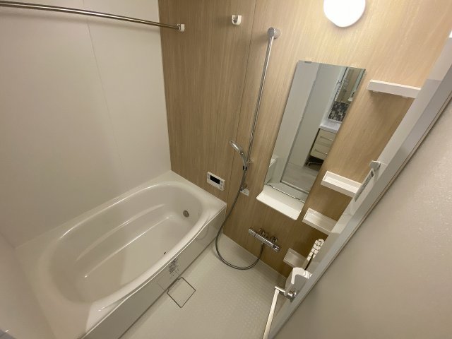 バス・シャワールーム　カラーパターンが異なる場合がございますので、写真はイメージと