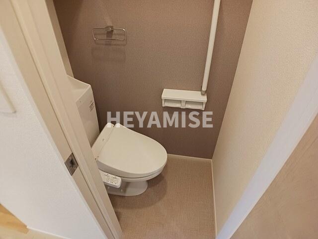 トイレ　※室内画像は別号室のもの