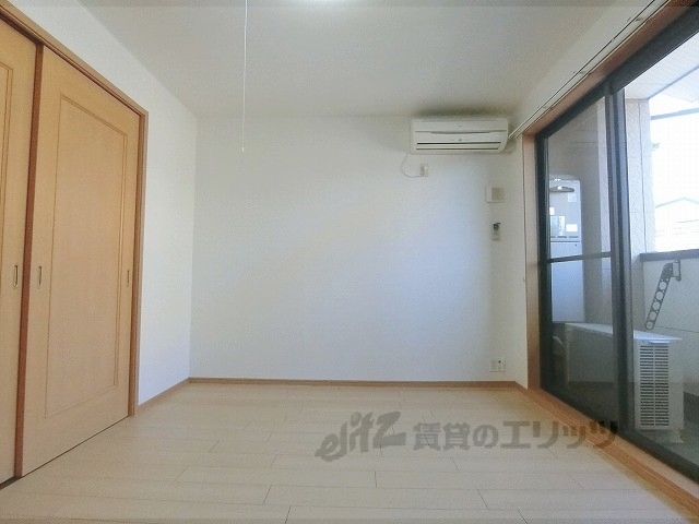 居室・リビング　洋室