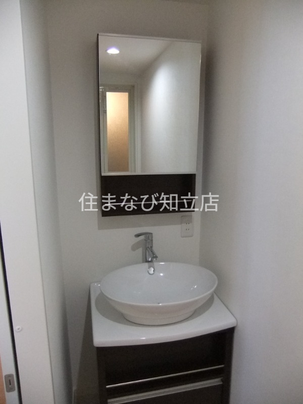 洗面設備　同型別部屋写真