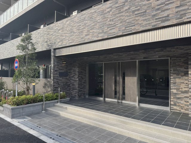 エントランス　毎日通るエントランスはこのようになっています