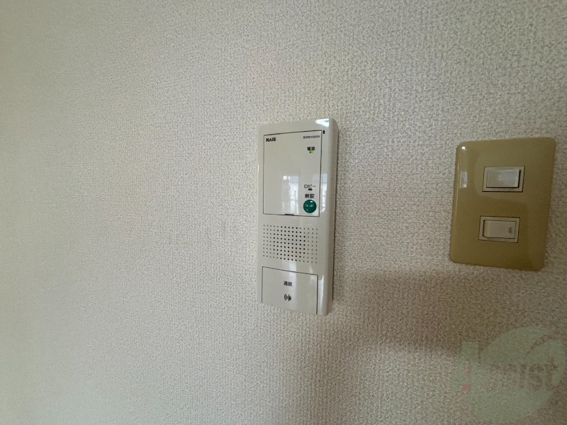セキュリティ　インターホンは通話ができるので急な訪問があっても安心です。