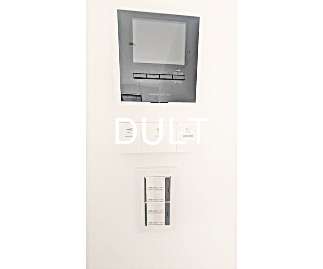 セキュリティ　モニター付きインターホンです。