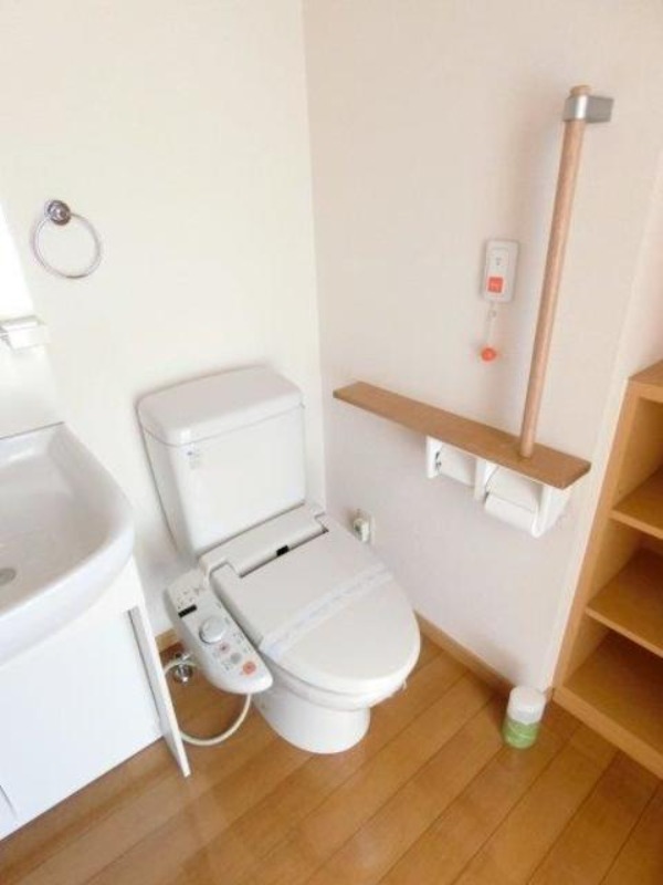 トイレ　図面と現状に相違がある場合には現状を優先