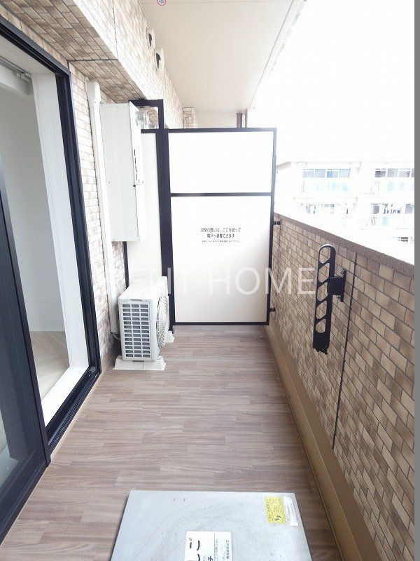 バルコニー　バルコニー