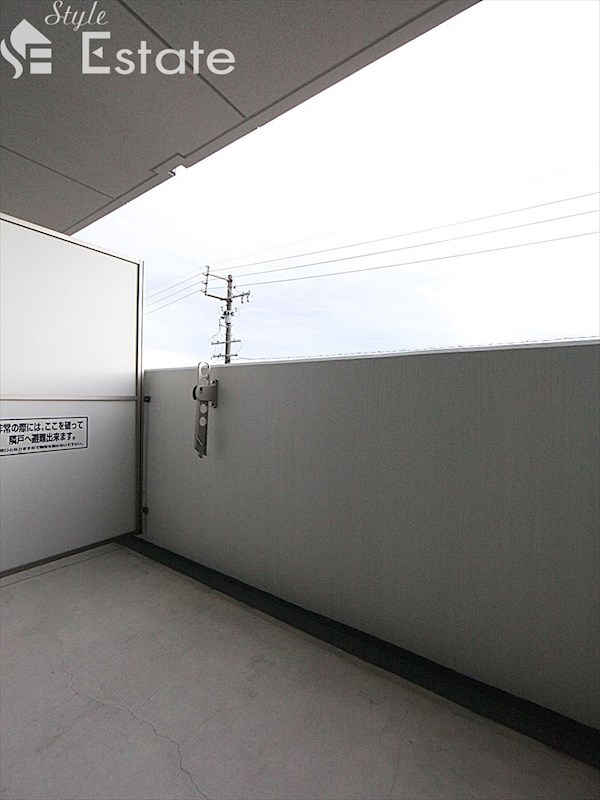 バルコニー　バルコニー