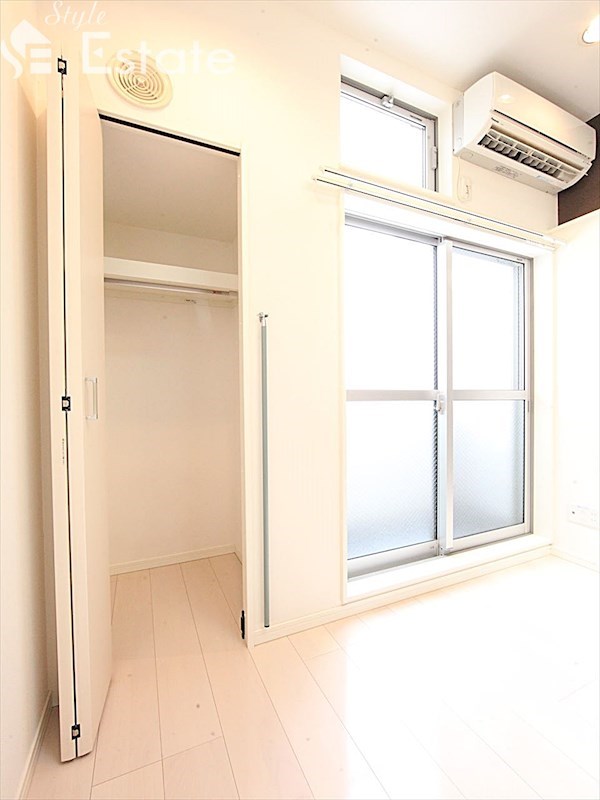 収納　クローゼット