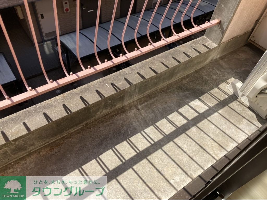 バルコニー　バルコニー