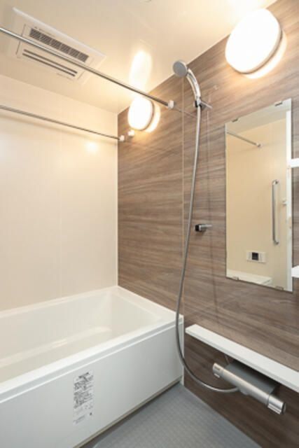 バス・シャワールーム　バス