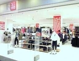 ショッピングセンター　ユニクロポップタウン住道オペラパーク店（ショッピングセンター）まで395m