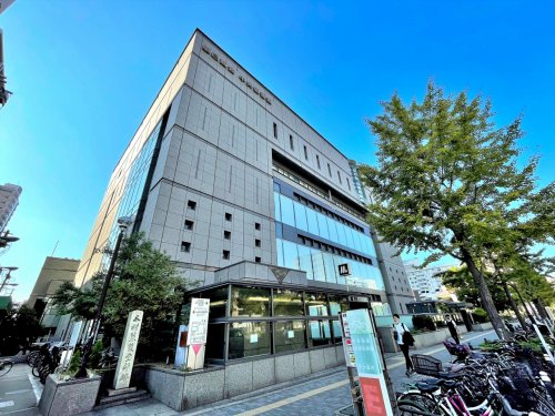 図書館　大阪市立中央図書館（図書館）まで882m