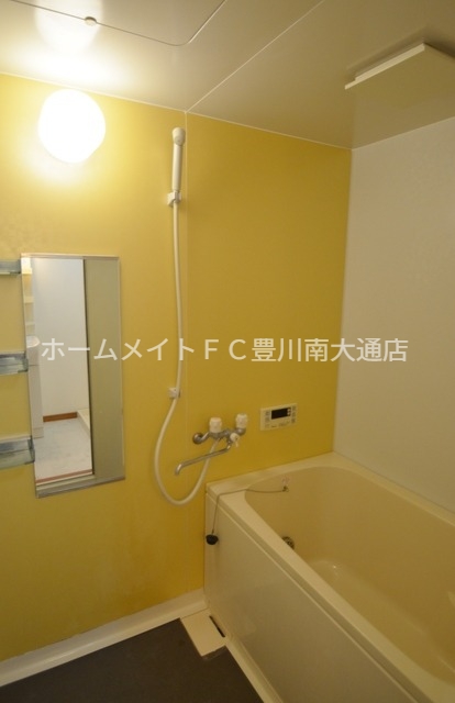 バス・シャワールーム　同型別部屋写真