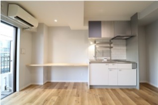 居室・リビング　居間