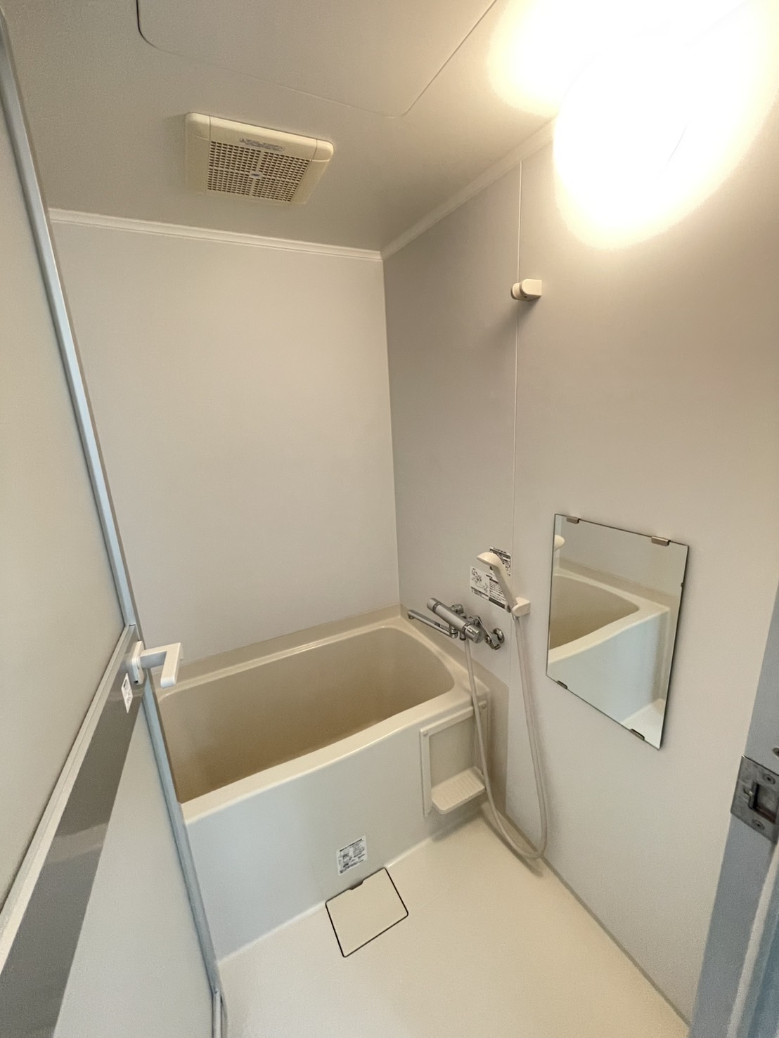 バス・シャワールーム　※他号室のお写真です　参考までにご確認下さい。