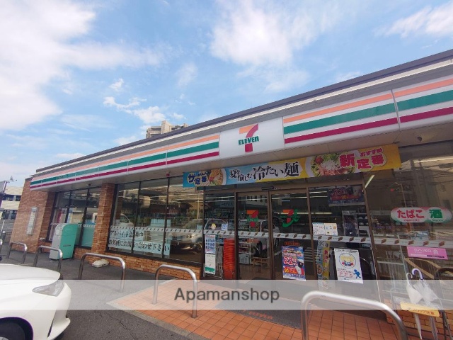 コンビニ　セブン－イレブン豊田市小川町店（コンビニ）まで1068m