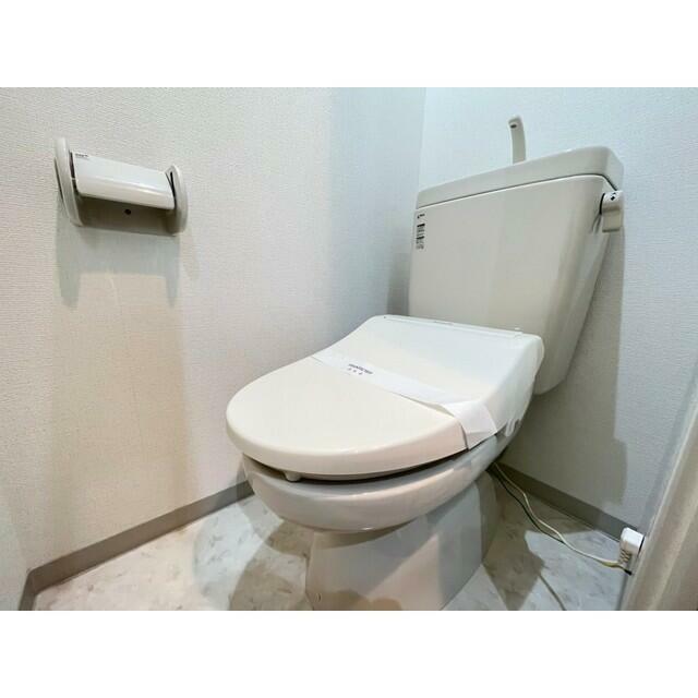 トイレ　※同仕様写真含む