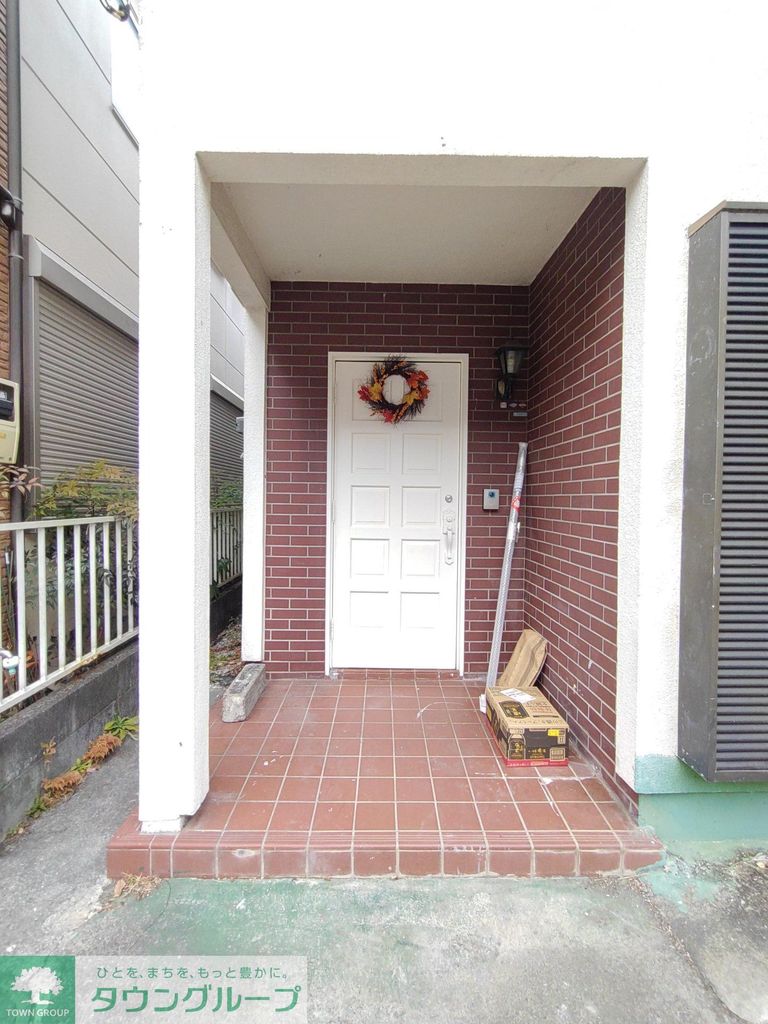 エントランス　エントランス