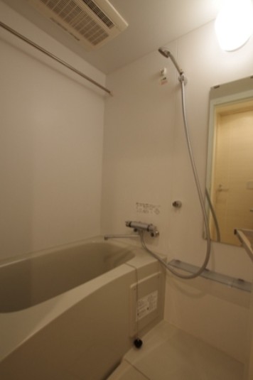 バス・シャワールーム　風呂