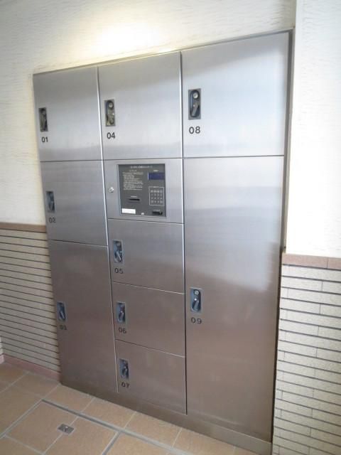 ロビー　☆宅配ＢＯＸ☆