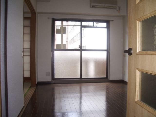 居室・リビング　ご家族の団欒に最適のＬＤＫです。