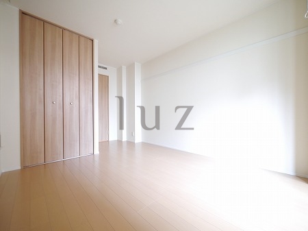 居室・リビング　フローリングの綺麗なお部屋です。