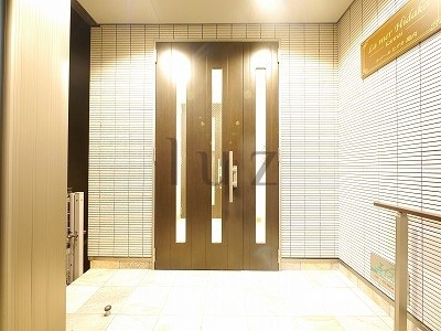 エントランス　高級感漂うエントランス！