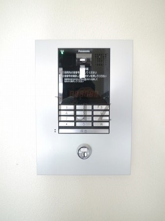 セキュリティ　モニター付きオートロックで女性も安心のセキュリティ。