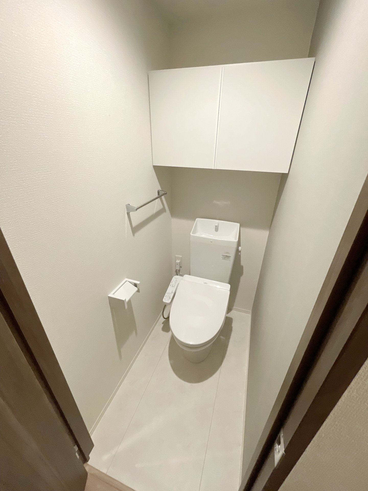 トイレ　※別号室の写真参照