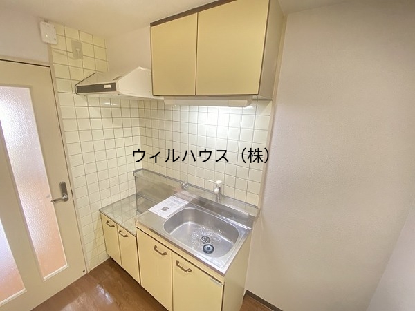 キッチン　２口コンロ設置可！