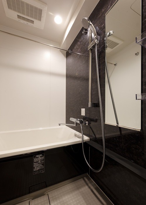 バス・シャワールーム　※カラータイプ異なります