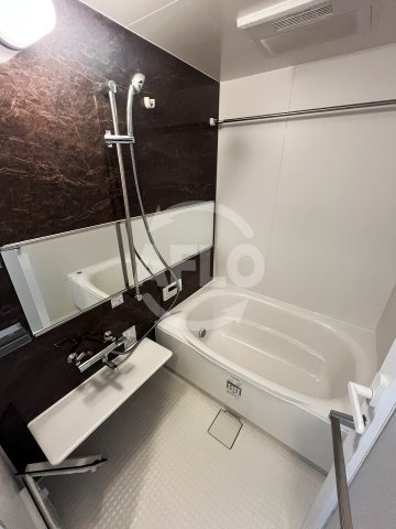 バス・シャワールーム　グランパール森ノ宮　浴室