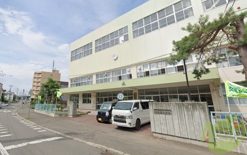 小学校　平和通小学校（小学校）まで625m