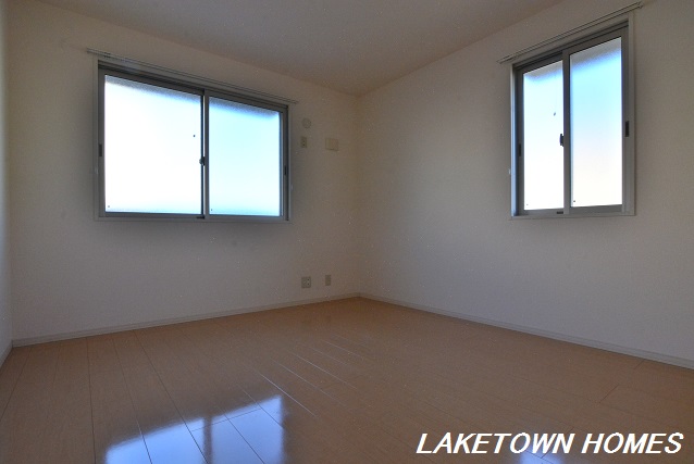 その他　北側７帖の洋室です。