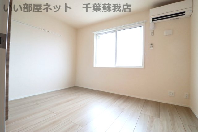 その他部屋・スペース　落ち着いて過ごせるお部屋なので、寝室にいかがでしょうか