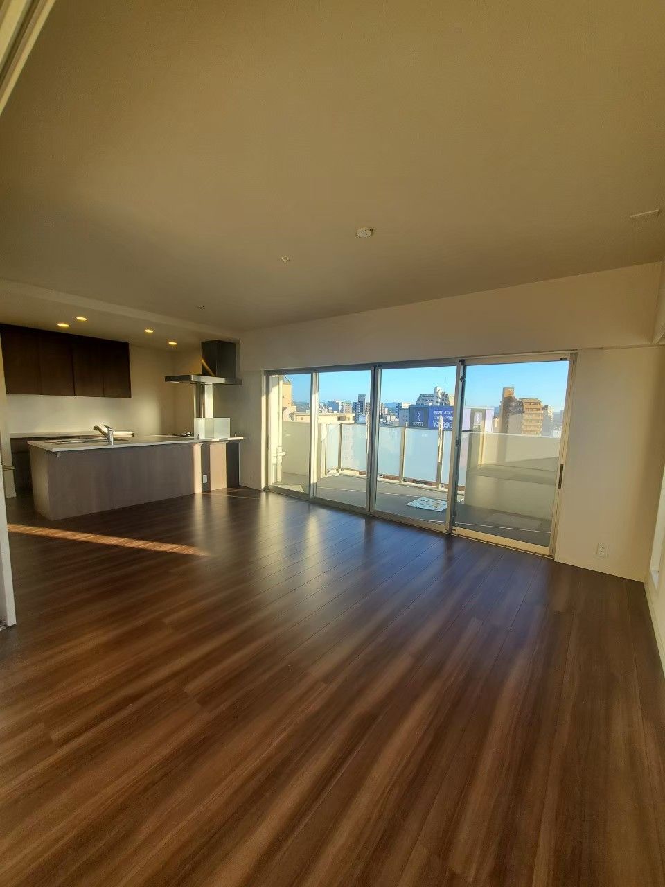 居室・リビング　ゆったり過ごせる居間です