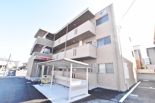 建物外観　★外観★