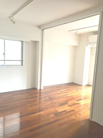 居室・リビング　別室参考画像です。