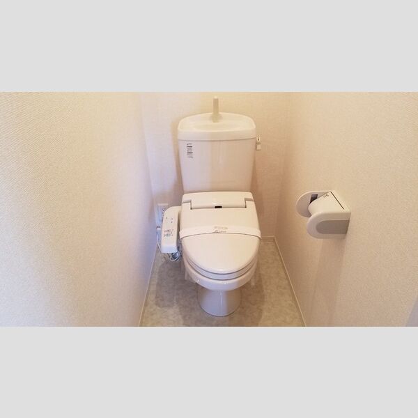 トイレ　温水洗浄暖房便座