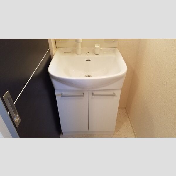 洗面設備　洗髪洗面化粧台