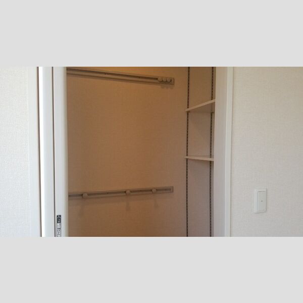 収納　クローゼット